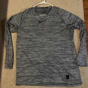 Nike pro tee